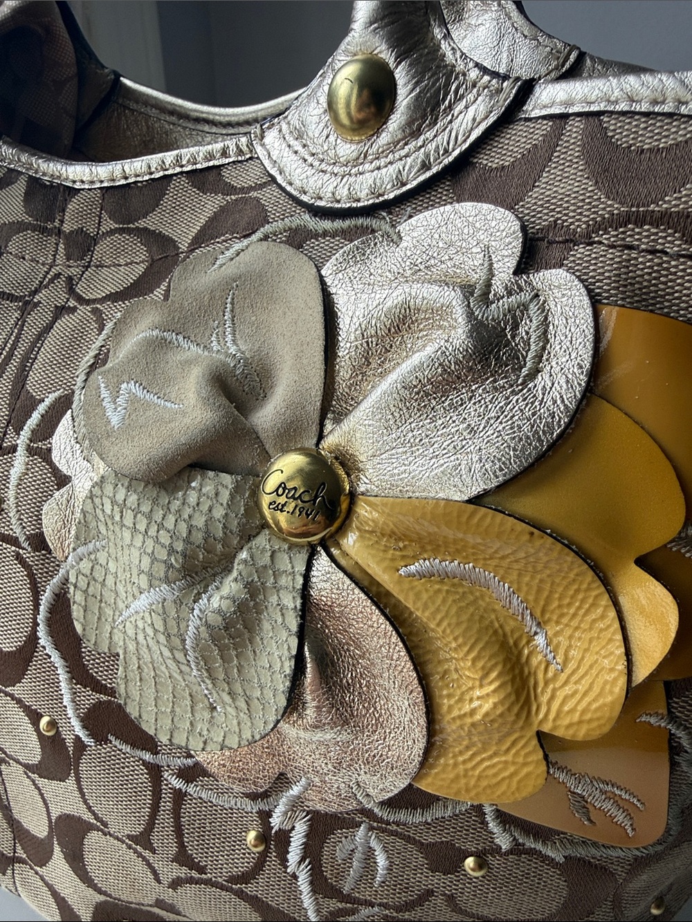 Coach Bleecker Tan Canvas Signature Tote with Floral Appliqués and Gold Handles - Picture 7 of 15